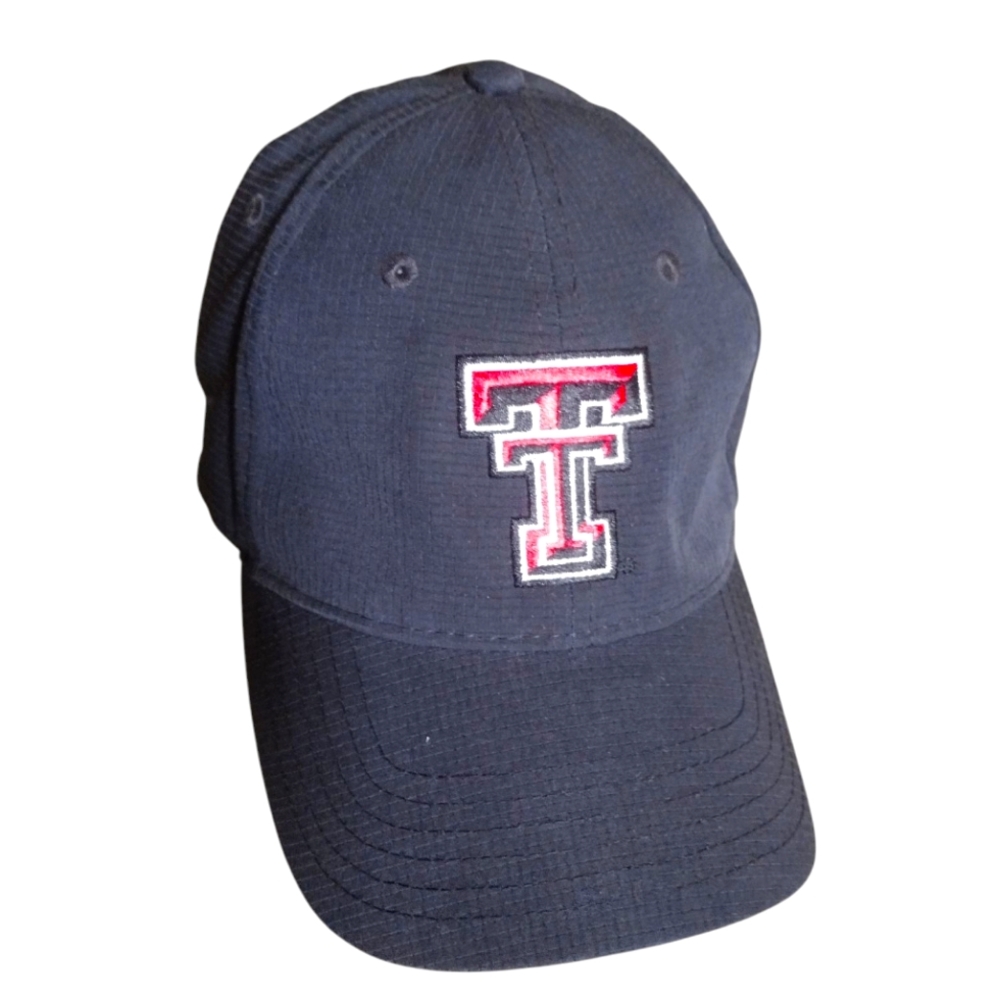 Under Armour Texas Tech Red Raiders  Athletic Adjustable Cap